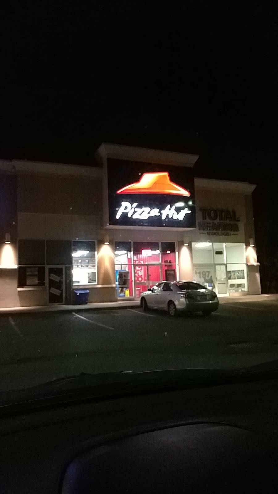 Pizza Hut | meal delivery | 269 Clarence St Unit 2, Brantford, ON N3R 3T6, Canada | 5197544800 OR +1 519-754-4800