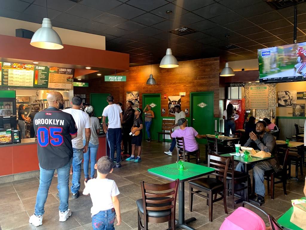 Wingstop | restaurant | 6391 Oxford Ave, Philadelphia, PA 19111, USA | 2677109464 OR +1 267-710-9464