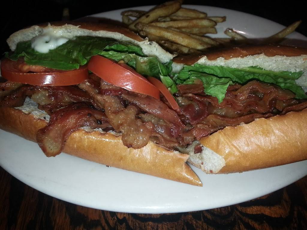 Magoos Sports & Spirits | restaurant | 3308 Waccamaw Blvd, Myrtle Beach, SC 29579, USA | 8432363303 OR +1 843-236-3303