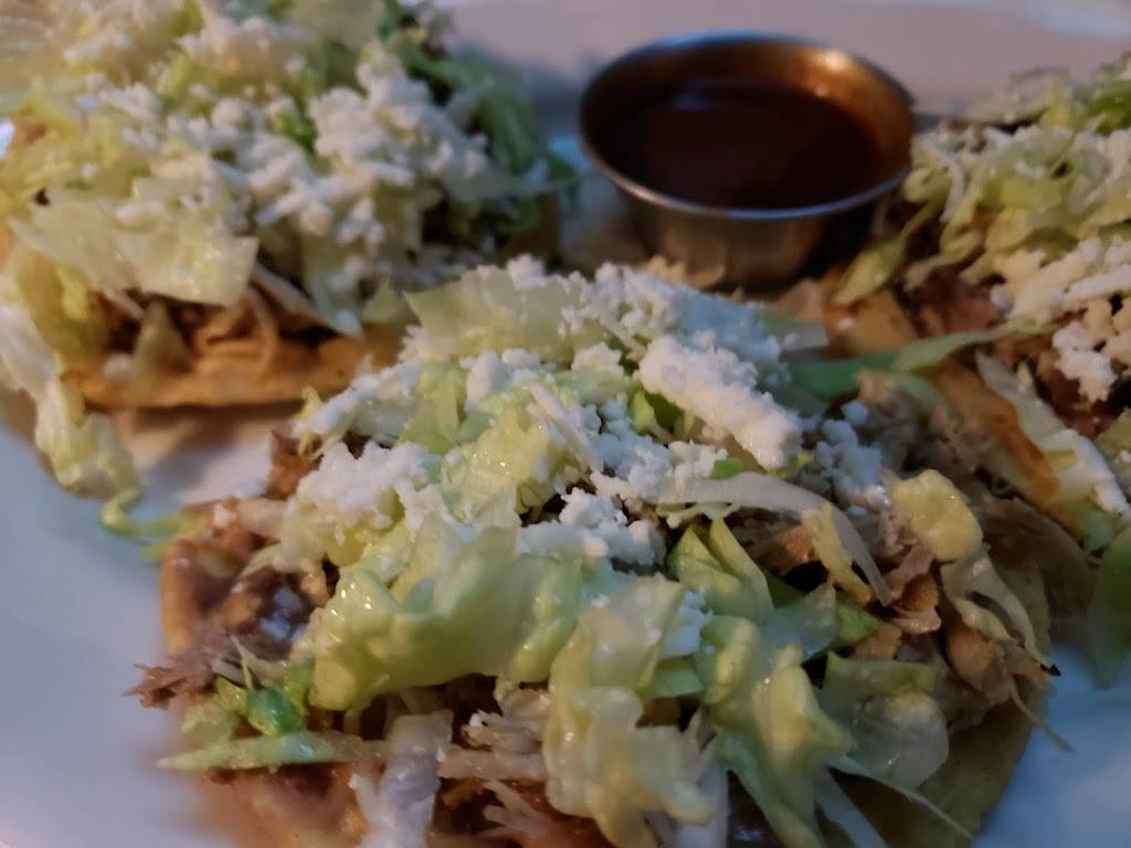 Julis | restaurant | 1237 Cleveland St, Clearwater, FL 33755, USA | 7274622635 OR +1 727-462-2635