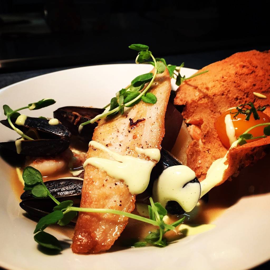 Chais Delachaise | restaurant | 7708 Maple St, New Orleans, LA 70118, USA | 5045104509 OR +1 504-510-4509