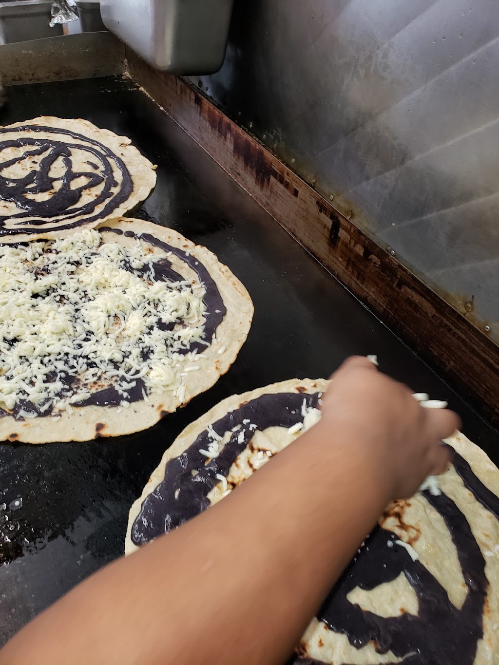 El Rey del Taco (Food truck) | restaurant | 2708 S Saunders St, Raleigh, NC 27603, USA | 9199850117 OR +1 919-985-0117