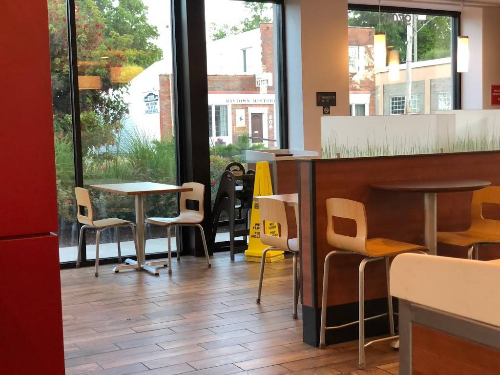 Wendys | restaurant | 9708 E 63rd St, Raytown, MO 64133, USA | 8163534112 OR +1 816-353-4112