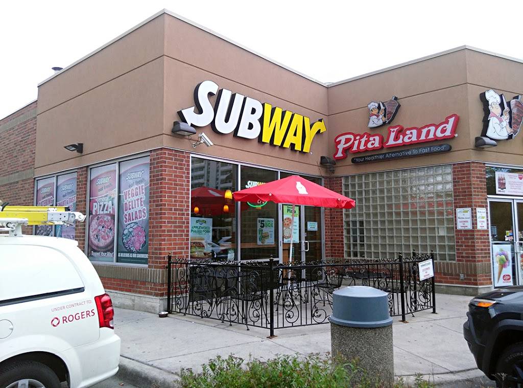 Subway | restaurant | Dongate Plaza, 751 Don Mills Rd Unit 1, North York, ON M3C 1S3, Canada | 4164225333 OR +1 416-422-5333