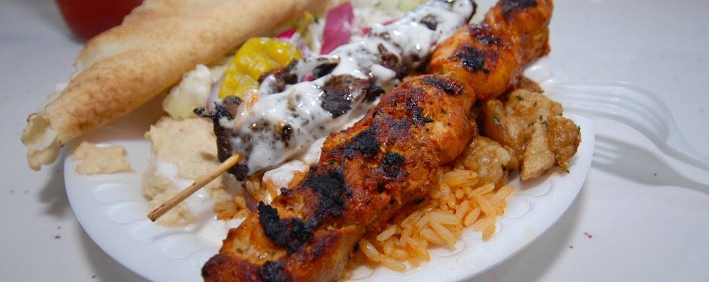 Boustan Côte des Neiges | restaurant | 5700 Chemin de la Côte-des-Neiges, Montréal, QC H3T 2A6, Canada | 5147334999 OR +1 514-733-4999