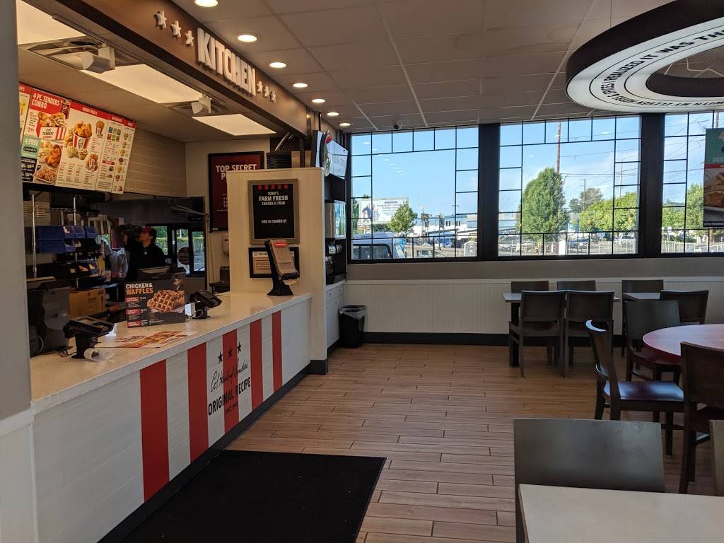 KFC | restaurant | 1101 Main St, Oregon City, OR 97045, USA | 5036553839 OR +1 503-655-3839
