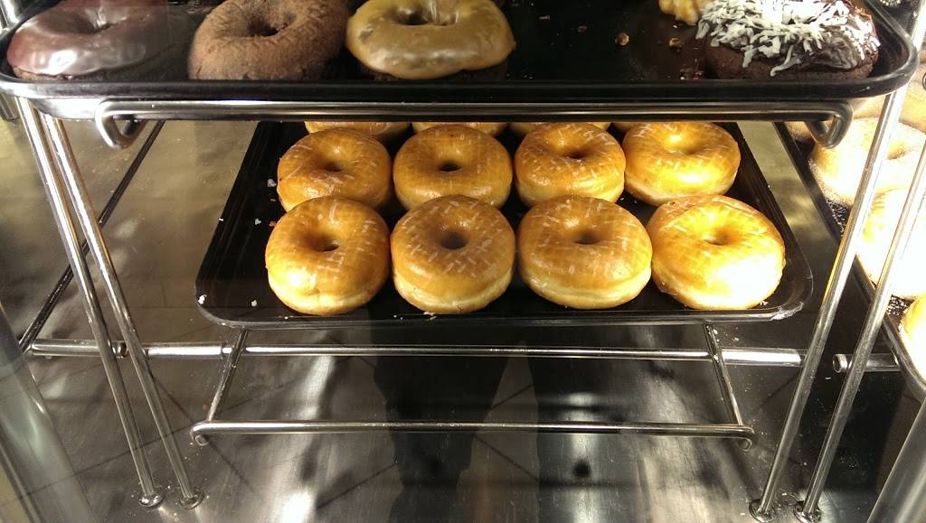 Winchells Donut House | cafe | 12951 W Chapman Ave, Garden Grove, CA 92840, USA | 7147500771 OR +1 714-750-0771