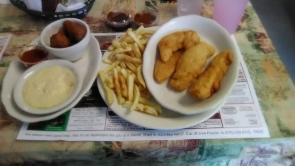 County Line Restaurant | restaurant | 14206 PA-35, Richfield, PA 17086, USA | 7176943535 OR +1 717-694-3535