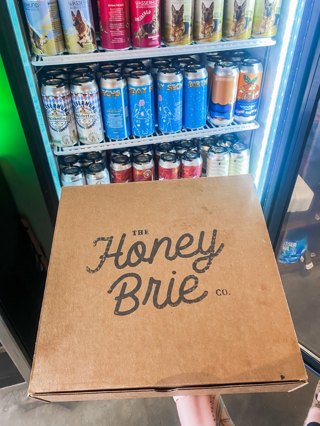 The Honey Brie Co. Charcuterie | restaurant | 1805 Laskin Rd STE 102, Virginia Beach, VA 23454, USA | 7575896220 OR +1 757-589-6220