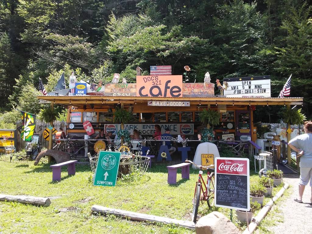 Docs 321 Cafe | restaurant | 4572 Hooper Hwy, Cosby, TN 37722, USA | 8656174656 OR +1 865-617-4656