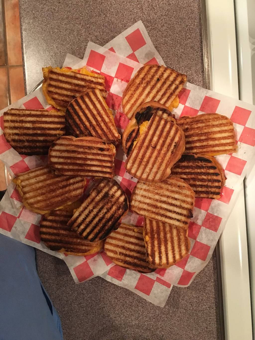 The Picnic Basket Cafe | restaurant | 1094 Curry Hwy, Jasper, AL 35504, USA | 2055121404 OR +1 205-512-1404