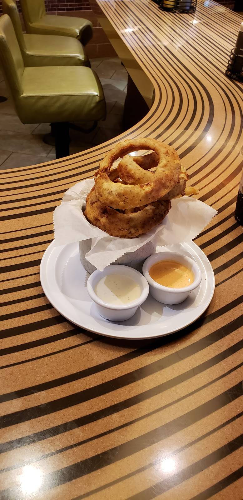 BOBBYS BURGER PALACE | restaurant | 2712 Potomac Mills Cir, Woodbridge, VA 22192, USA | 7034902121 OR +1 703-490-2121