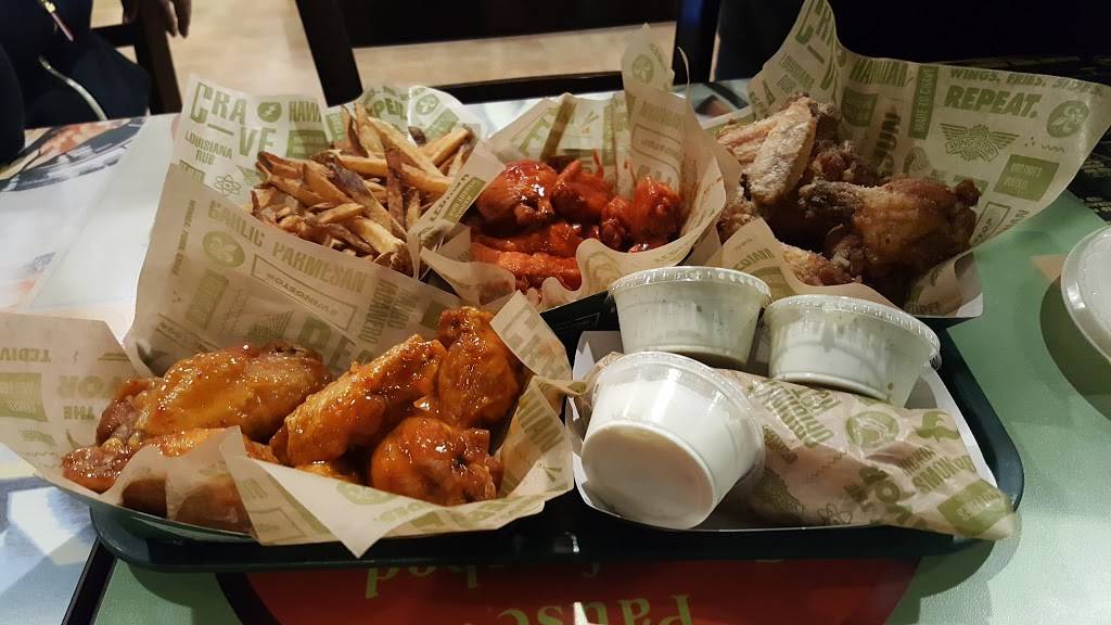 Wingstop | restaurant | 40100 Washington St Ste 142, Bermuda Dunes, CA 92203, USA | 7603451010 OR +1 760-345-1010