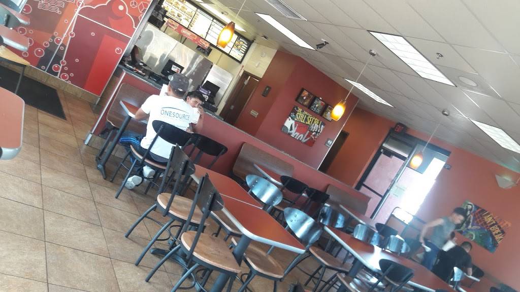 Jack in the Box | restaurant | 1921 W Broadway Rd, Phoenix, AZ 85041, USA | 6023059019 OR +1 602-305-9019