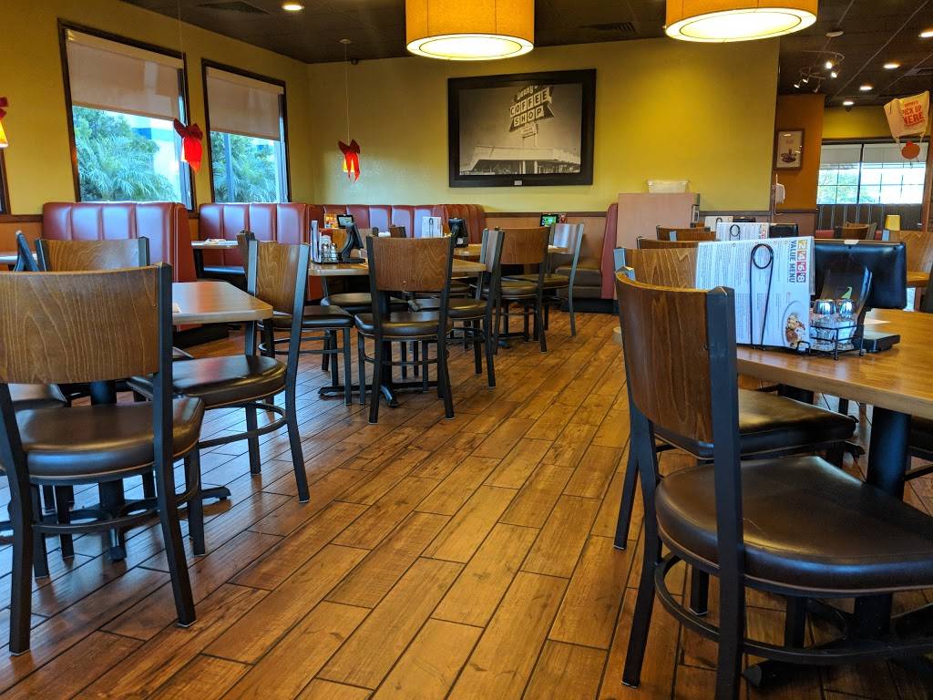 Dennys | restaurant | 605 College Blvd, Oceanside, CA 92057, USA | 7609406065 OR +1 760-940-6065