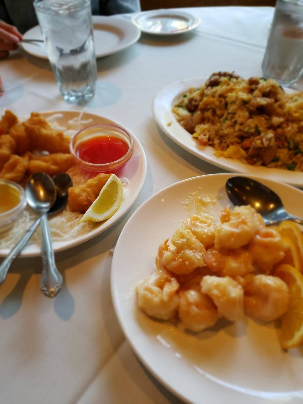 Gold Chopsticks | restaurant | Suite A-11, 3170 Santa Rita Rd, Pleasanton, CA 94566, USA | 9258464568 OR +1 925-846-4568