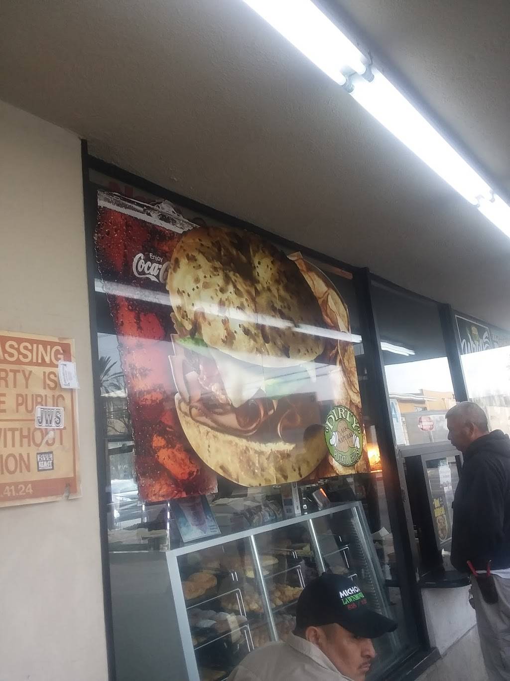 Winchells Donut House | cafe | 15015 Roscoe Blvd, Panorama City, CA 91402, USA | 8188919125 OR +1 818-891-9125