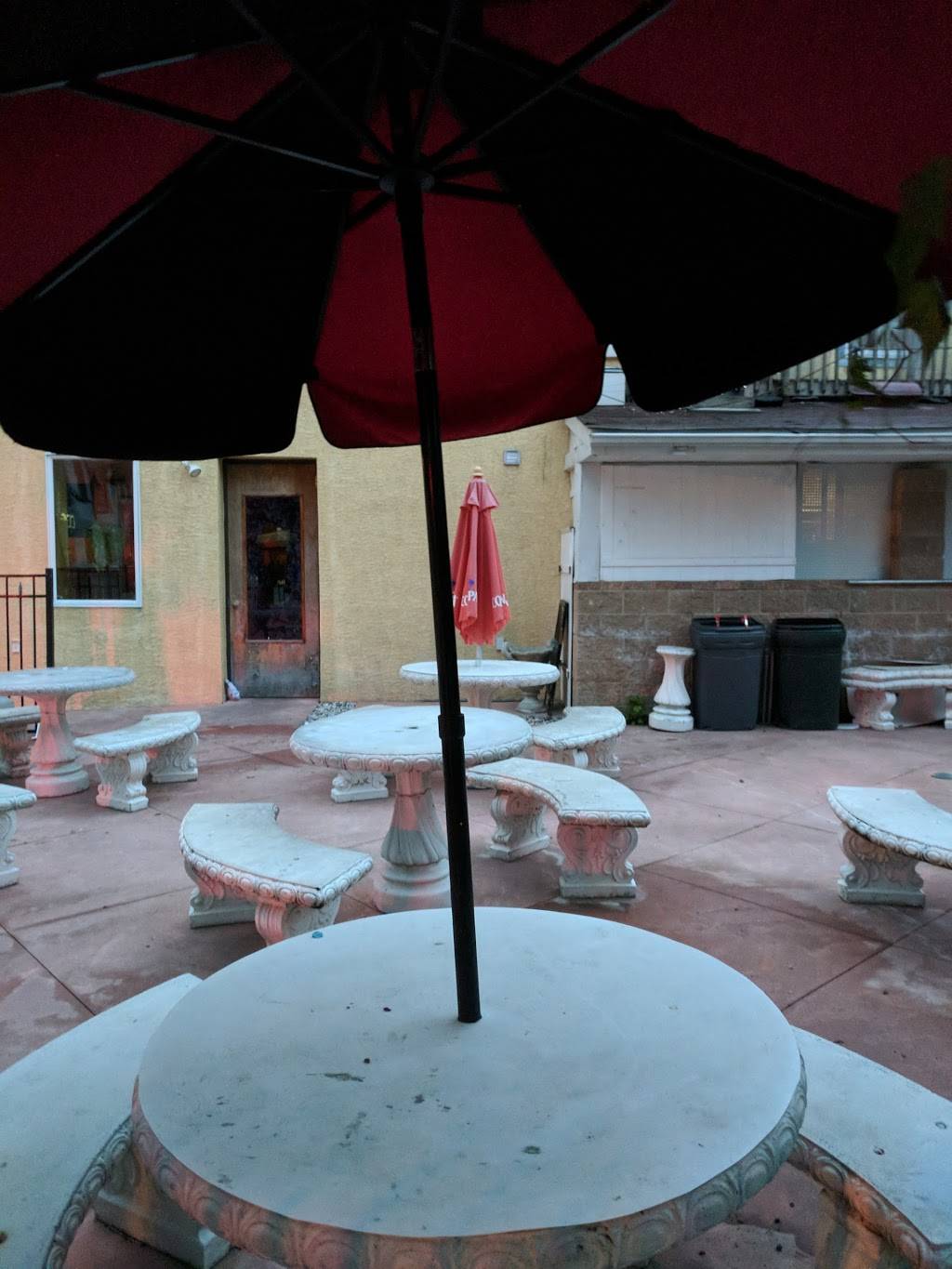 DeSandro on Main | restaurant | 4105 Main St, Philadelphia, PA 19127, USA | 2155081777 OR +1 215-508-1777