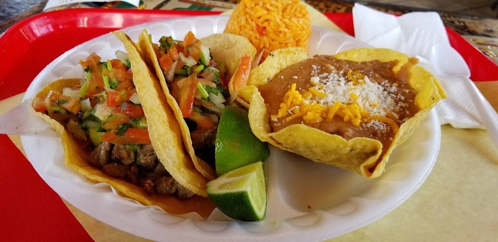 Los Jilbertos Taco Shop Riverside | restaurant | 4458, 1635 University Ave, Riverside, CA 92507, USA | 9516836748 OR +1 951-683-6748