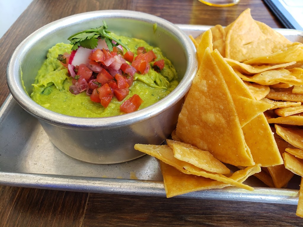 The Santa Monica Whaler | restaurant | 101 Broadway, Santa Monica, CA 90401, USA | 4243300166 OR +1 424-330-0166