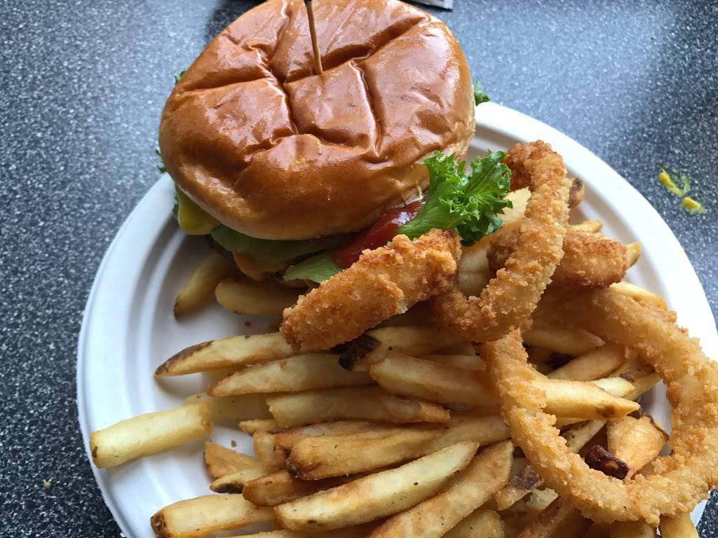 Johnny Rockets | restaurant | 542 N, IL-21, Gurnee, IL 60031, USA | 8472492133 OR +1 847-249-2133