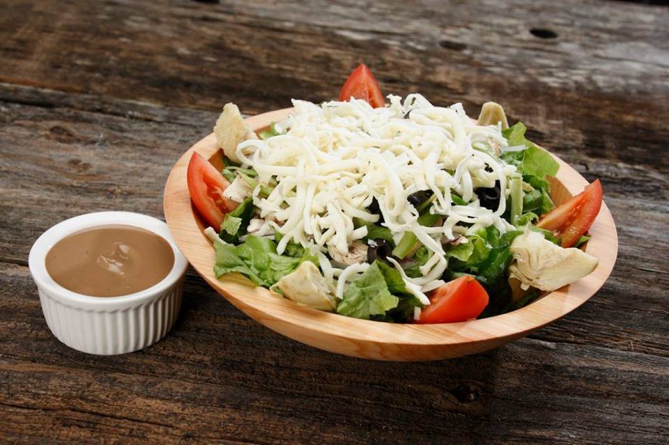 Extreme Pizza | restaurant | 104 Vintage Way, Novato, CA 94945, USA | 4158986575 OR +1 415-898-6575