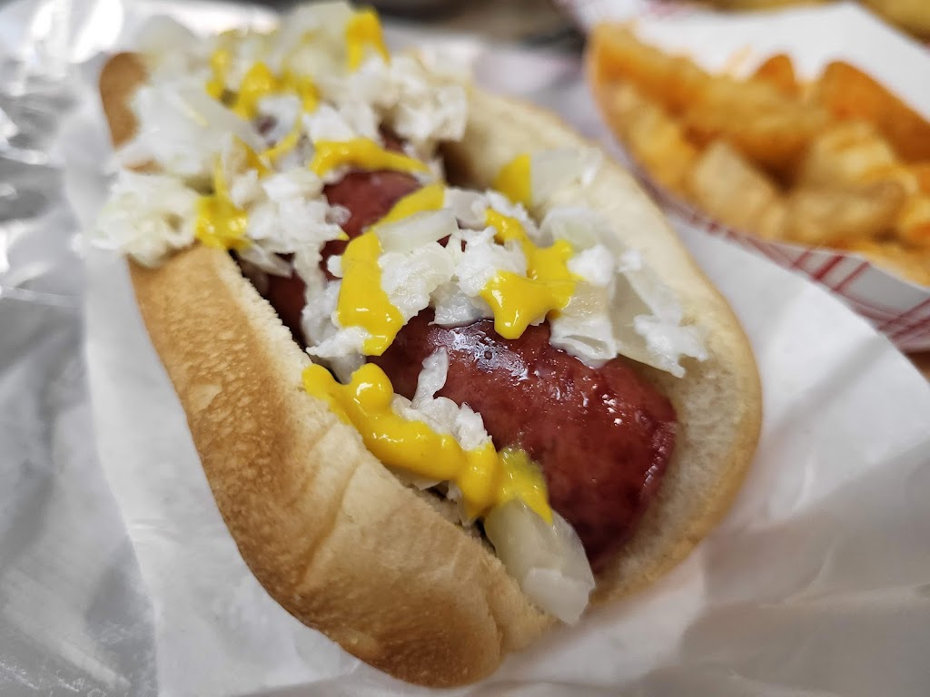 Rayfield Meat Center | restaurant | 4450 NC-109, Wadesboro, NC 28170, USA | 7046944384 OR +1 704-694-4384