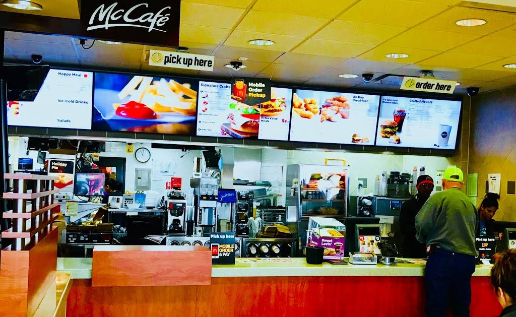 McDonalds | cafe | 3254 Hill Star Drive, Newcastle, OK 73065, USA | 4053875888 OR +1 405-387-5888