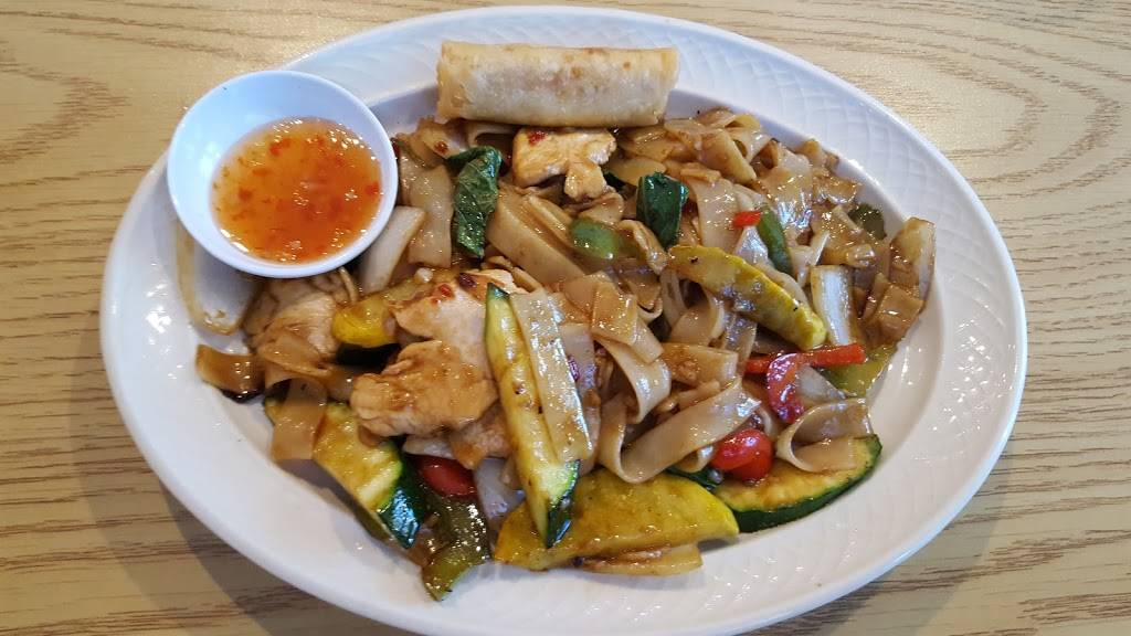 Royal Thai Bistreaux | restaurant | 1299 Hickory Ave a, Harahan, LA 70123, USA | 5045753599 OR +1 504-575-3599