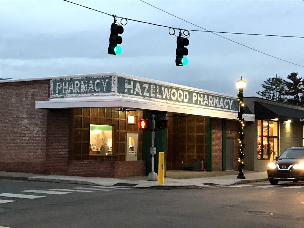 Hazelwood Farmacy & Soda Fountain | restaurant | 429 Hazelwood Ave, Waynesville, NC 28786, USA | 8282466996 OR +1 828-246-6996