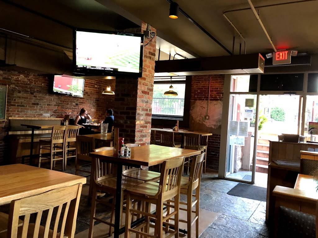 Bluegrass Brewing Co | restaurant | 300 W Main St, Louisville, KY 40202, USA | 5025620007 OR +1 502-562-0007