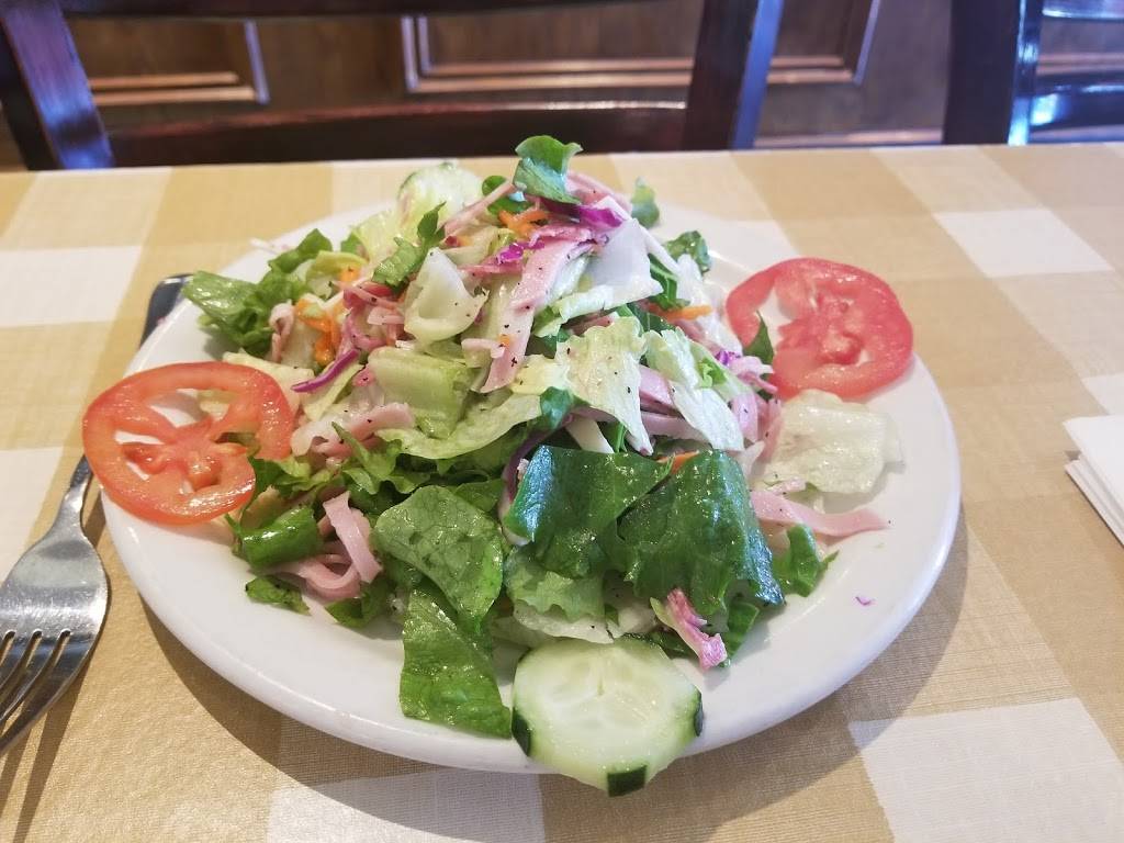 Topanga Pizza | restaurant | 22994 Ventura Blvd, Woodland Hills, CA 91364, USA | 8182224944 OR +1 818-222-4944