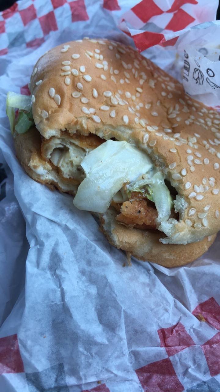 Checkers | restaurant | 938 W Stateline Rd W, Southaven, MS 38671, USA | 6623930241 OR +1 662-393-0241