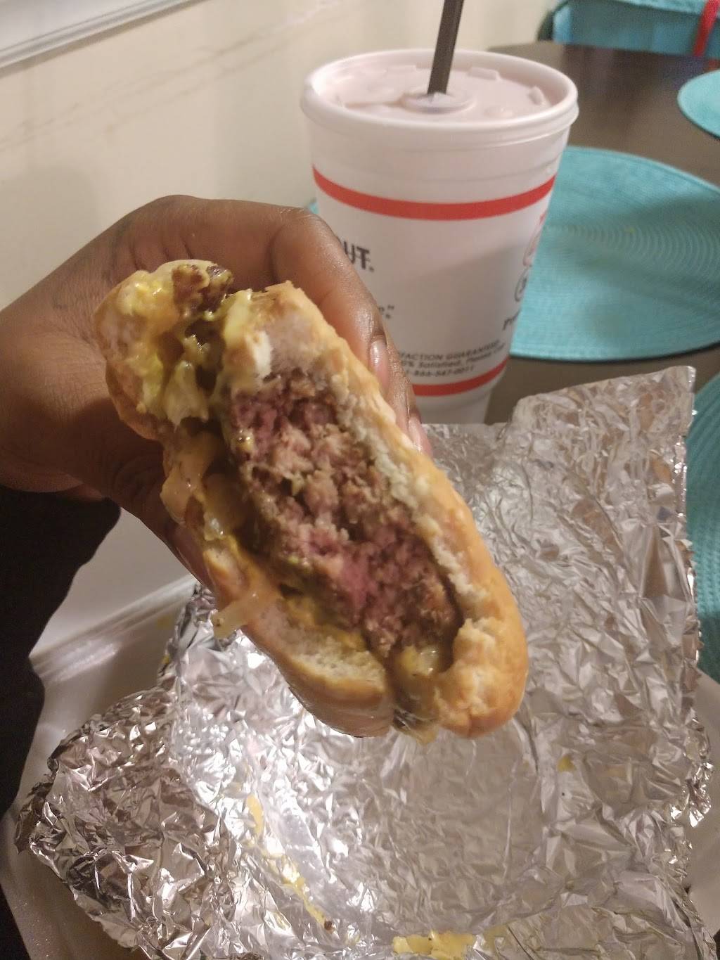 Cook Out | restaurant | 6505 Falls of Neuse Rd, Raleigh, NC 27609, USA | 8665470011 OR +1 866-547-0011