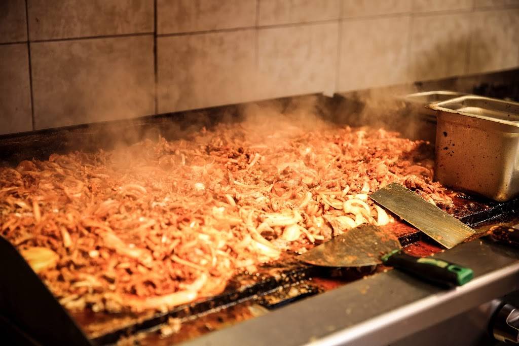 Tacos & Salsas | restaurant | 3351 W 63rd St, Chicago, IL 60629, USA | 7739126090 OR +1 773-912-6090