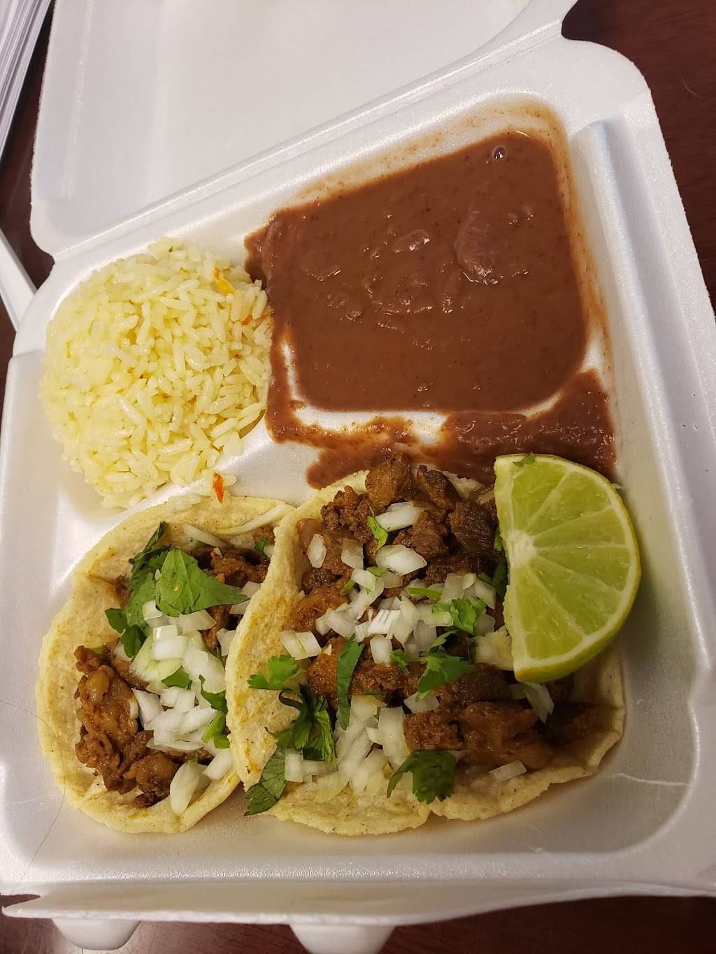 La Roca Pupuseria Y Taqueria | restaurant | 14455 Jefferson Davis Hwy, Woodbridge, VA 22191, USA | 7034901131 OR +1 703-490-1131