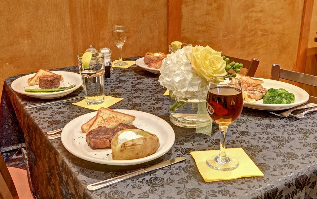 Clayton Steakhouse | restaurant | 307 E Main St, Clayton, NC 27520, USA | 9195532299 OR +1 919-553-2299