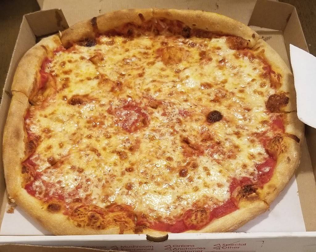 Freddys Pizzeria | restaurant | 1266 150th St, Whitestone, NY 11367, USA | 7187674502 OR +1 718-767-4502