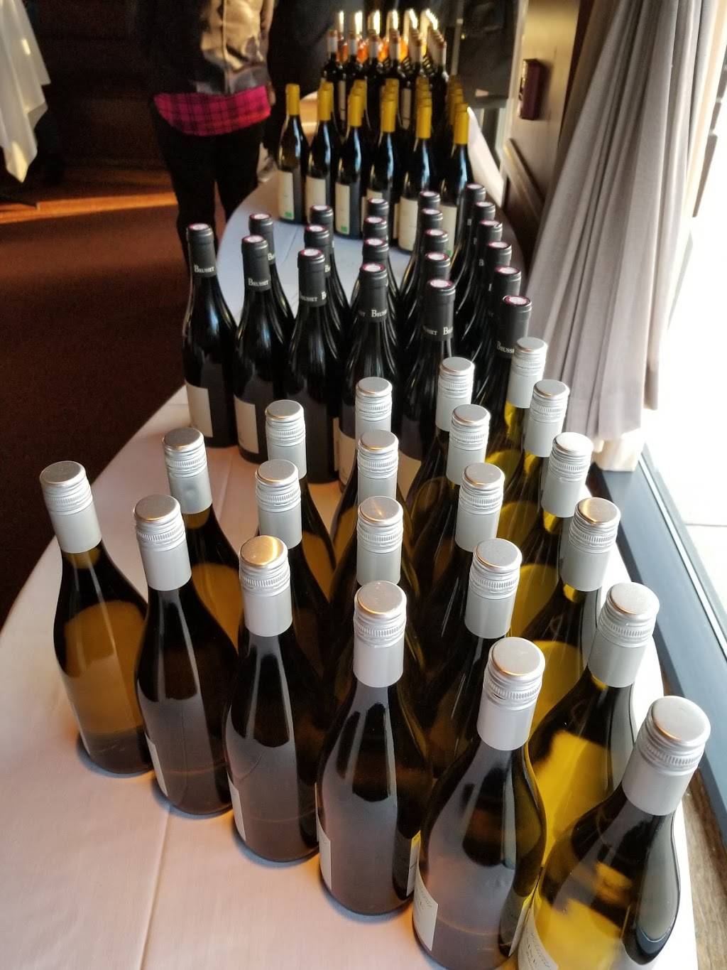 D.O.C. Wine Bar | restaurant | 326 Yorktown Shopping Center, Lombard, IL 60148, USA | 6306276666 OR +1 630-627-6666