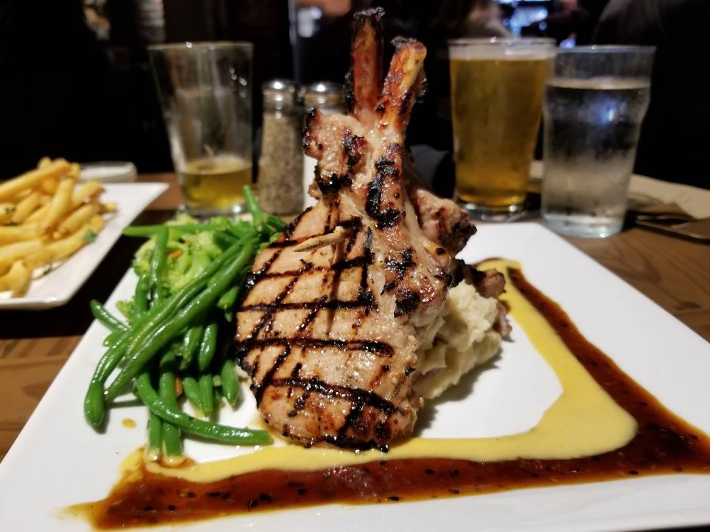 Karl Strauss Brewing Company Costa Mesa | restaurant | 901 A S Coast Dr, Costa Mesa, CA 92626, USA | 7145462739 OR +1 714-546-2739