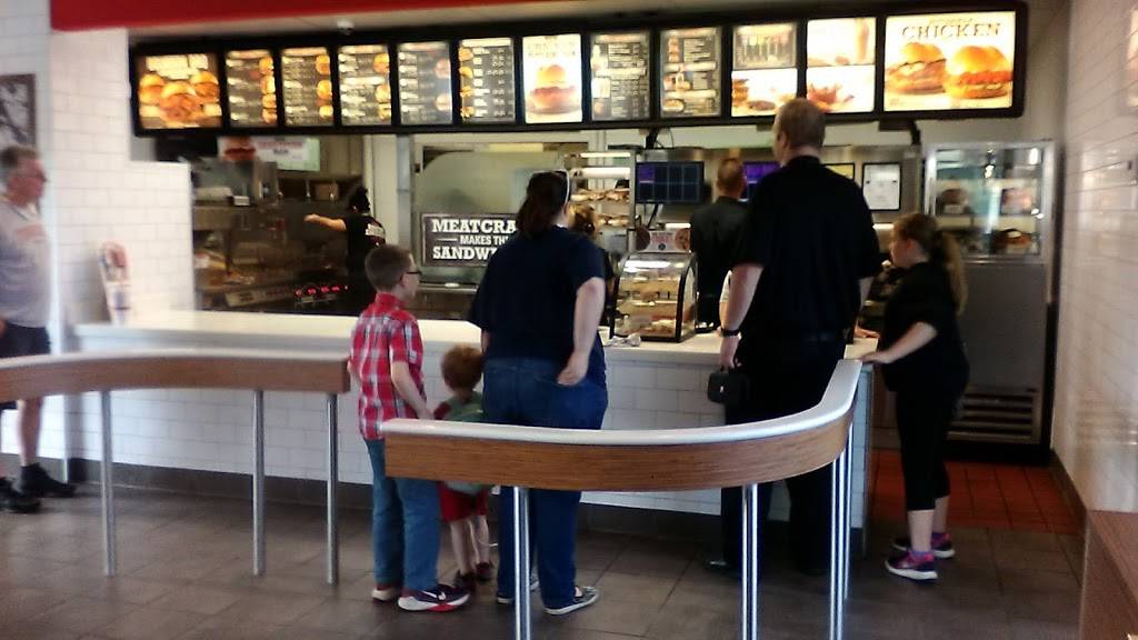 Arbys | restaurant | 4849 N Broadway St, Knoxville, TN 37918, USA | 8656896978 OR +1 865-689-6978