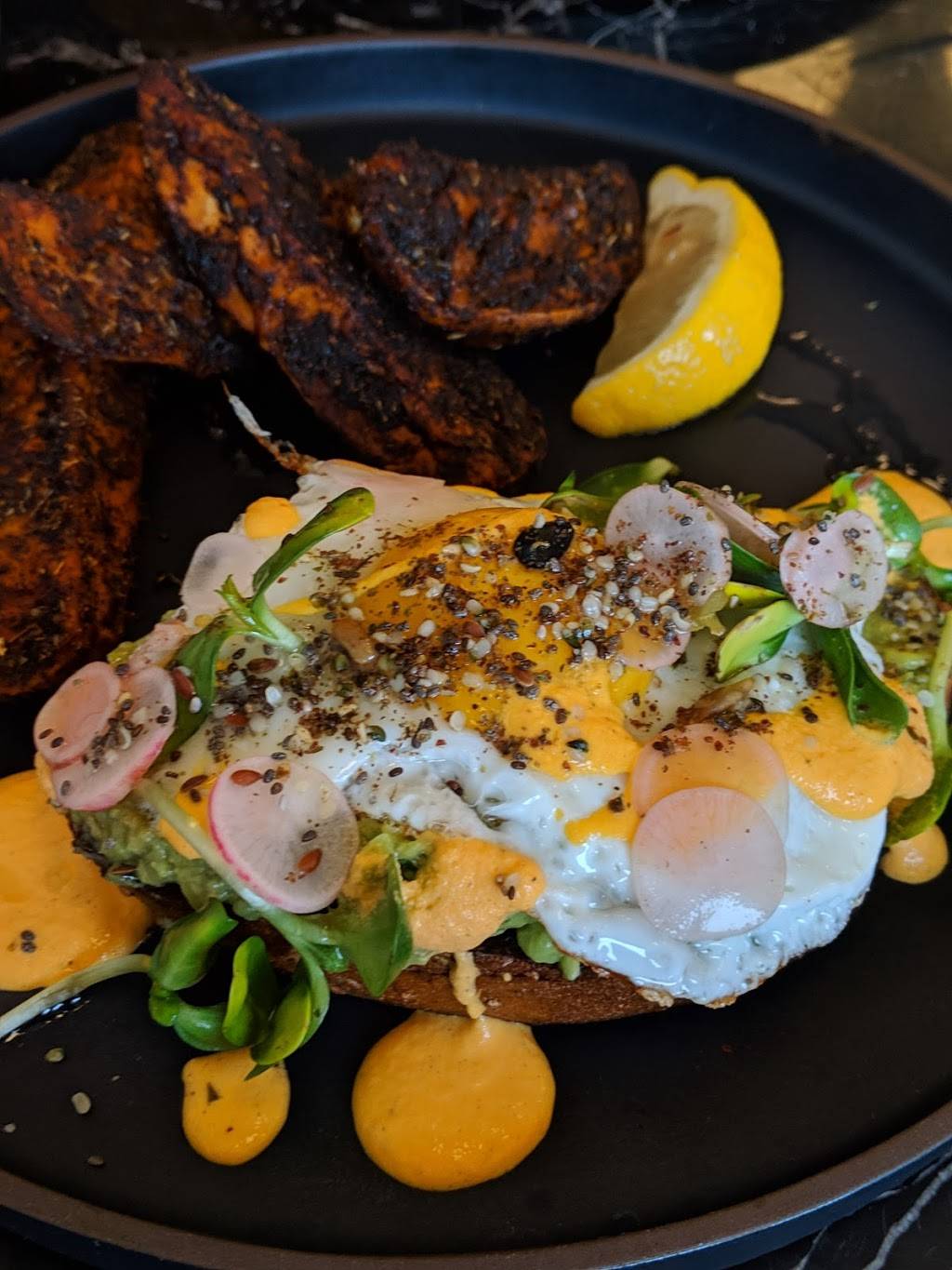 Moveable Feast + Company | restaurant | 112 N Hale St, Wheaton, IL 60187, USA | 6308683777 OR +1 630-868-3777