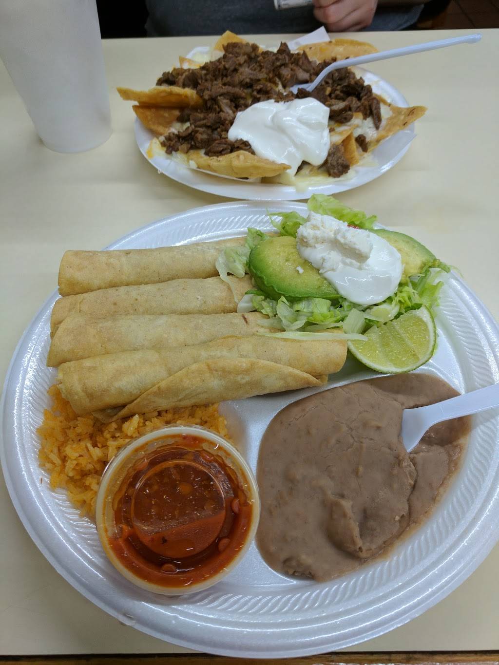 Tortilleria La Sabrocita | restaurant | 201 Dallas Dr, Denton, TX 76205, USA | 9403820452 OR +1 940-382-0452