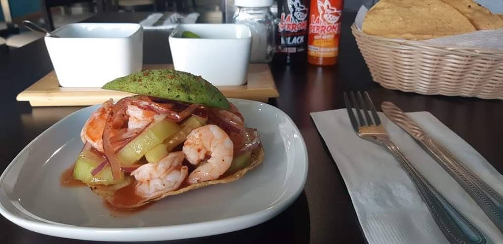 Mariscos Mi Puerto | restaurant | Calz del Tecnológico 911, Universidadotay, Tijuana, B.C., Mexico | 016643788584 OR +52 664 378 8584