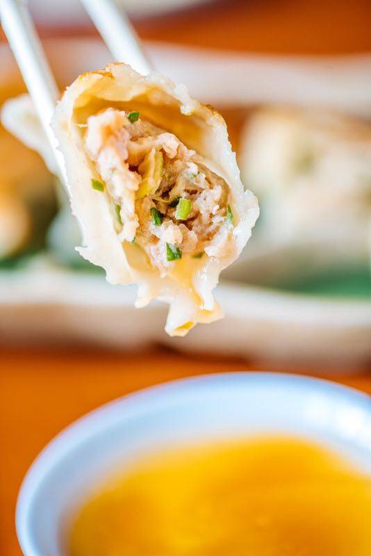 Goma Tei Ramen Kahala | restaurant | 4211 Waialae Ave, Honolulu, HI 96816, USA | 8087329188 OR +1 808-732-9188