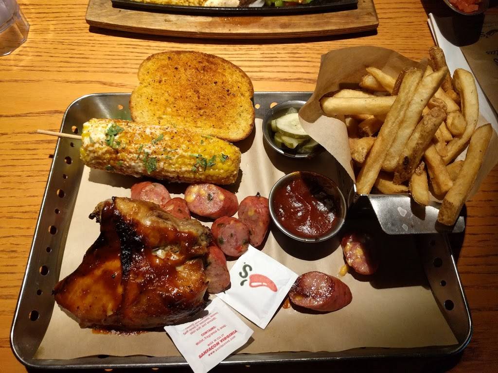 Chilis Grill & Bar | meal takeaway | 3039 W Agua Fria Fwy, Phoenix, AZ 85027, USA | 6235879100 OR +1 623-587-9100