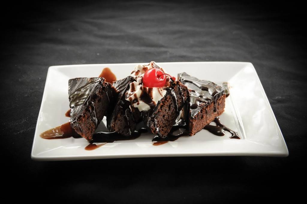 Rivers Edge Tap & Table | restaurant | 494 Riverdale Ave, Windsor, ON N8S 4B6, Canada | 5199150200 OR +1 519-915-0200