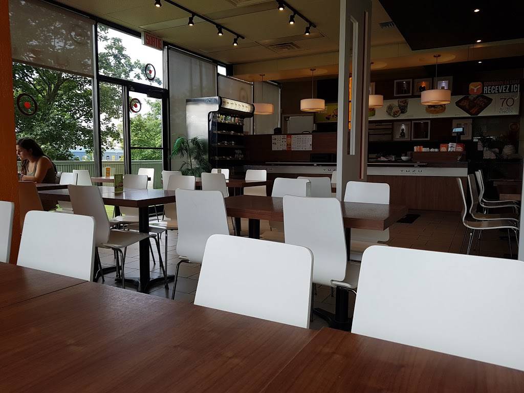 Yuzu sushi | meal takeaway | 2336 Ch Ste-Foy, Québec, QC G1V 1S5, Canada | 4186534445 OR +1 418-653-4445