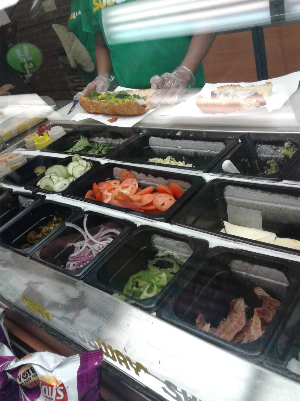 Subway | restaurant | 4410 E Riverside Dr #160, Austin, TX 78741, USA | 5123892228 OR +1 512-389-2228