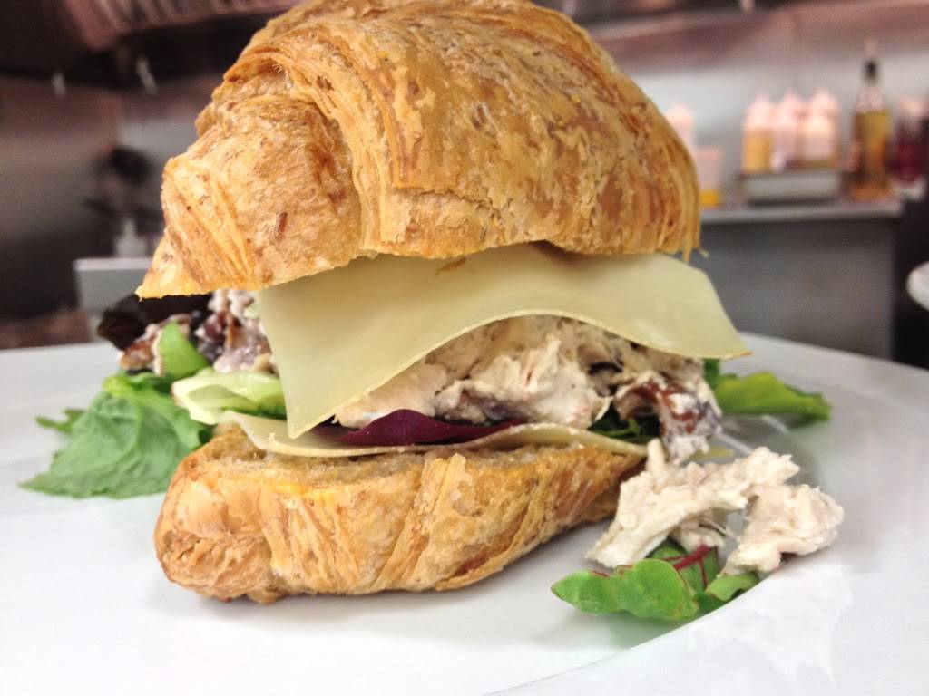 Simonini Gourmet | restaurant | 226 W Cleveland Rd, Granger, IN 46530, USA | 5748553147 OR +1 574-855-3147